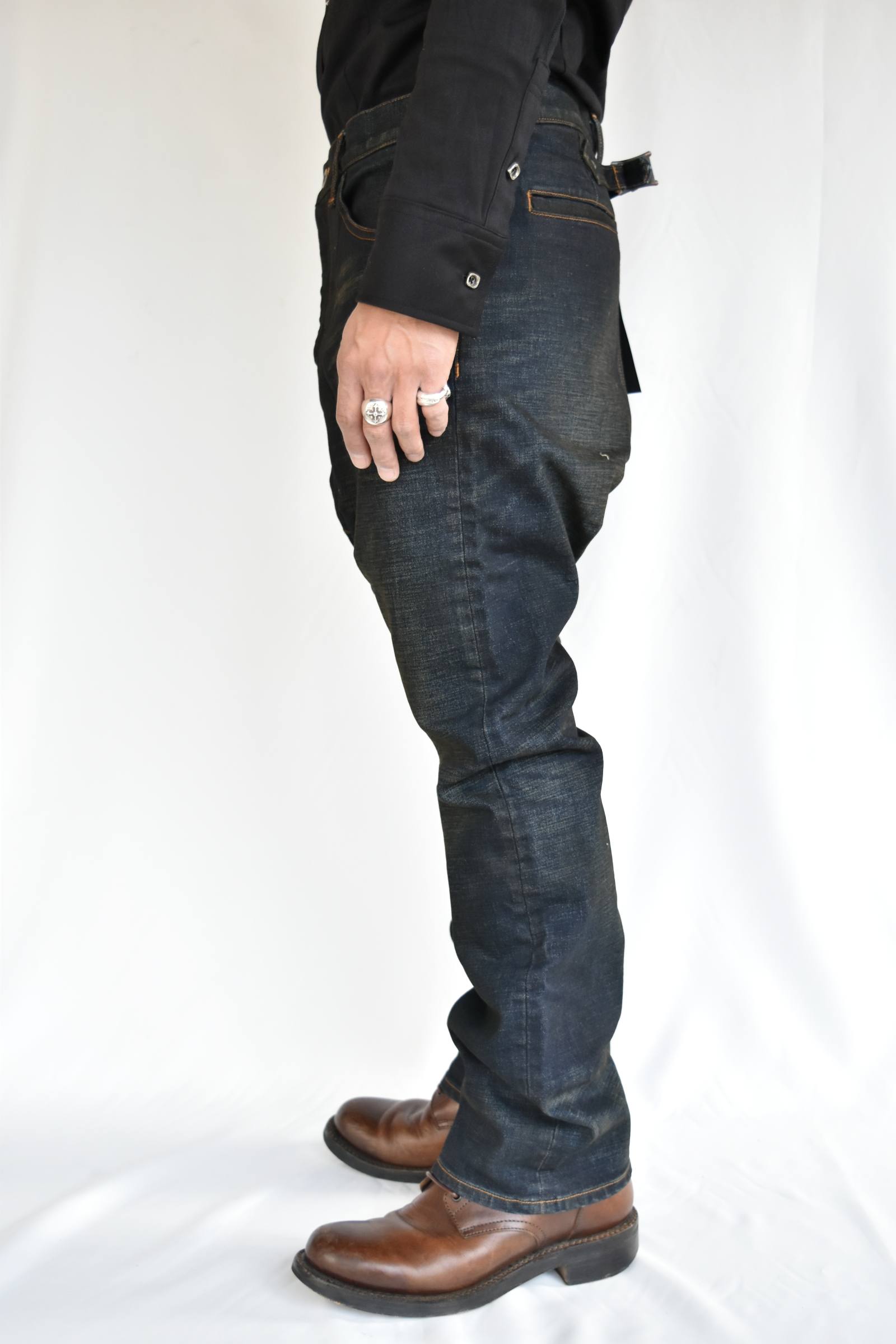 新品 ISAMU KATAYAMA BACKLASH サルエルデニムパンツ ISAMU KATAYAMA BACKLASH - xx incarnation KYOTO Dye Sarouel