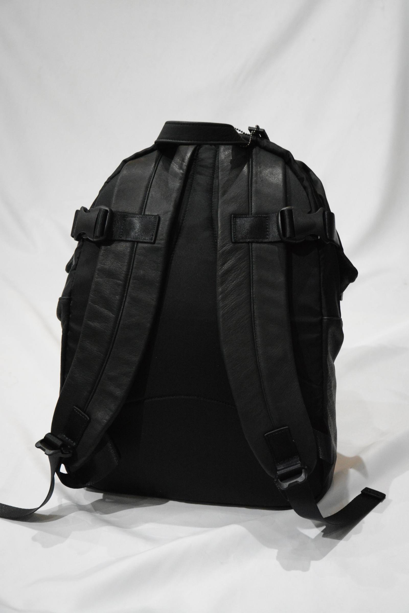 ISAMU KATAYAMA BACKLASH - ジャパンステアーレザー 変形リュック