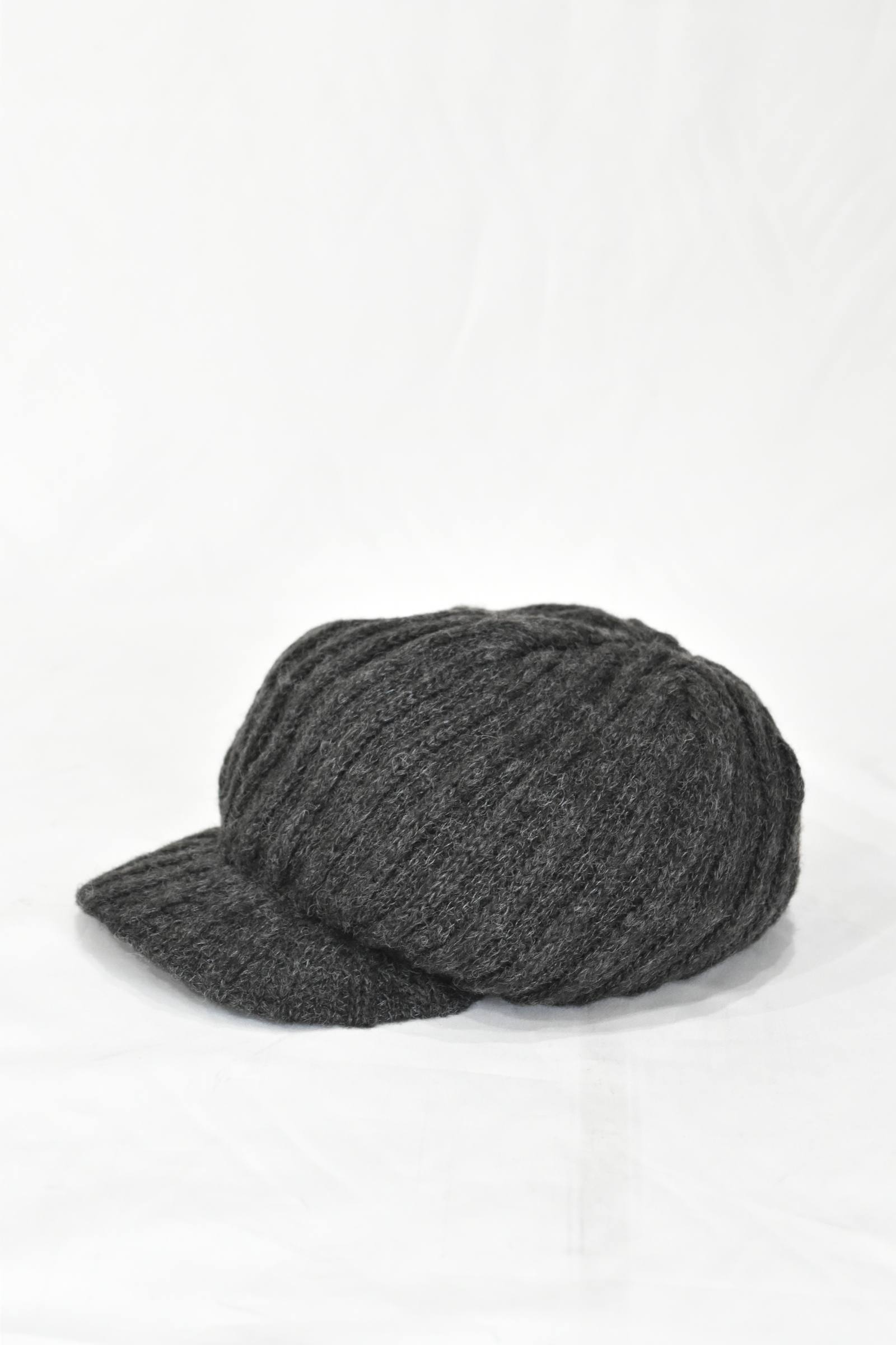ISAMU KATAYAMA BACKLASH ニットキャップ ISAMU KATAYAMA BACKLASH - ツバ付きニットキャップ | chord online store