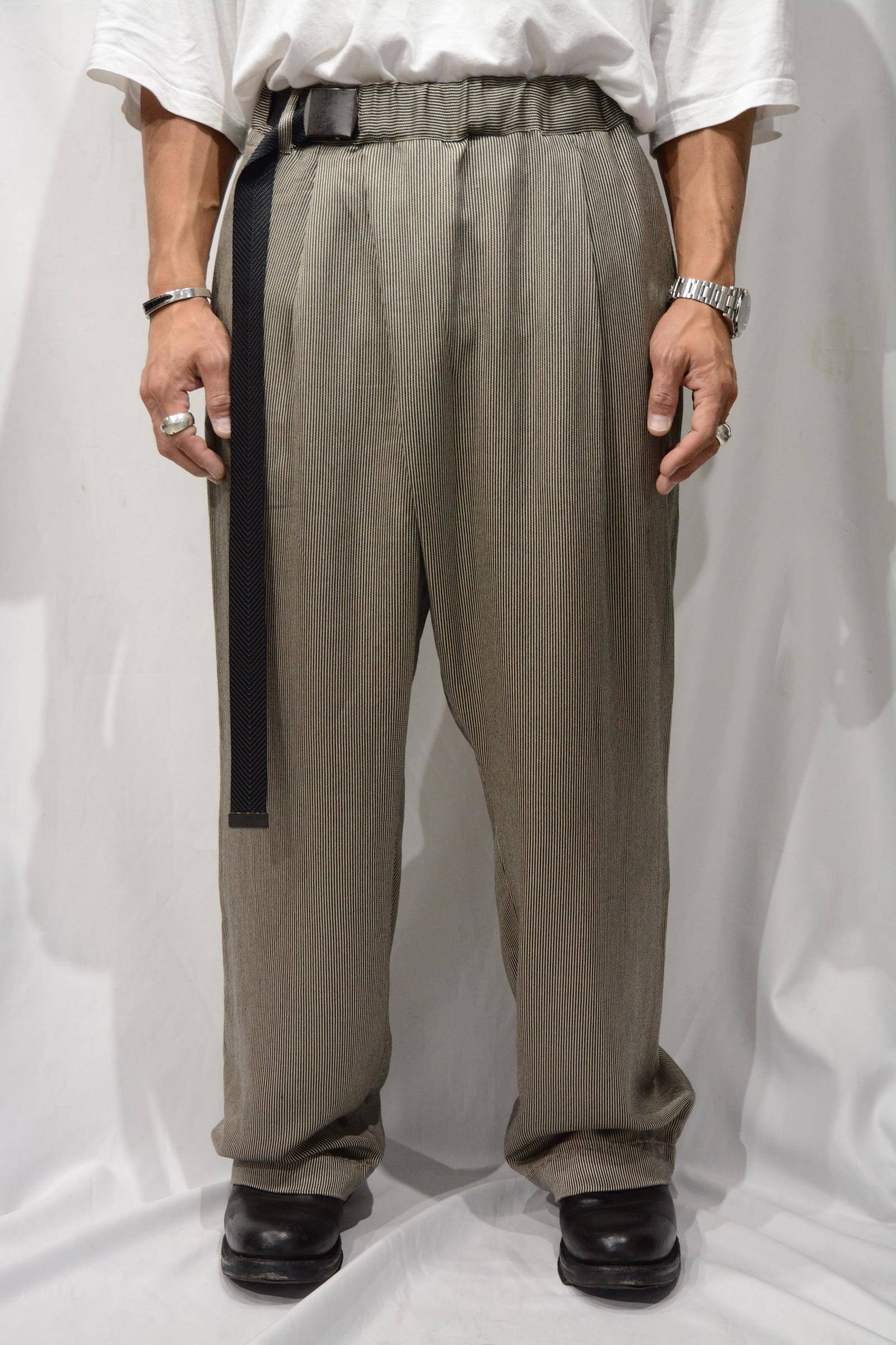 ISAMU KATAYAMA BACKLASH - ワンタック ワイドパンツ | chord online store