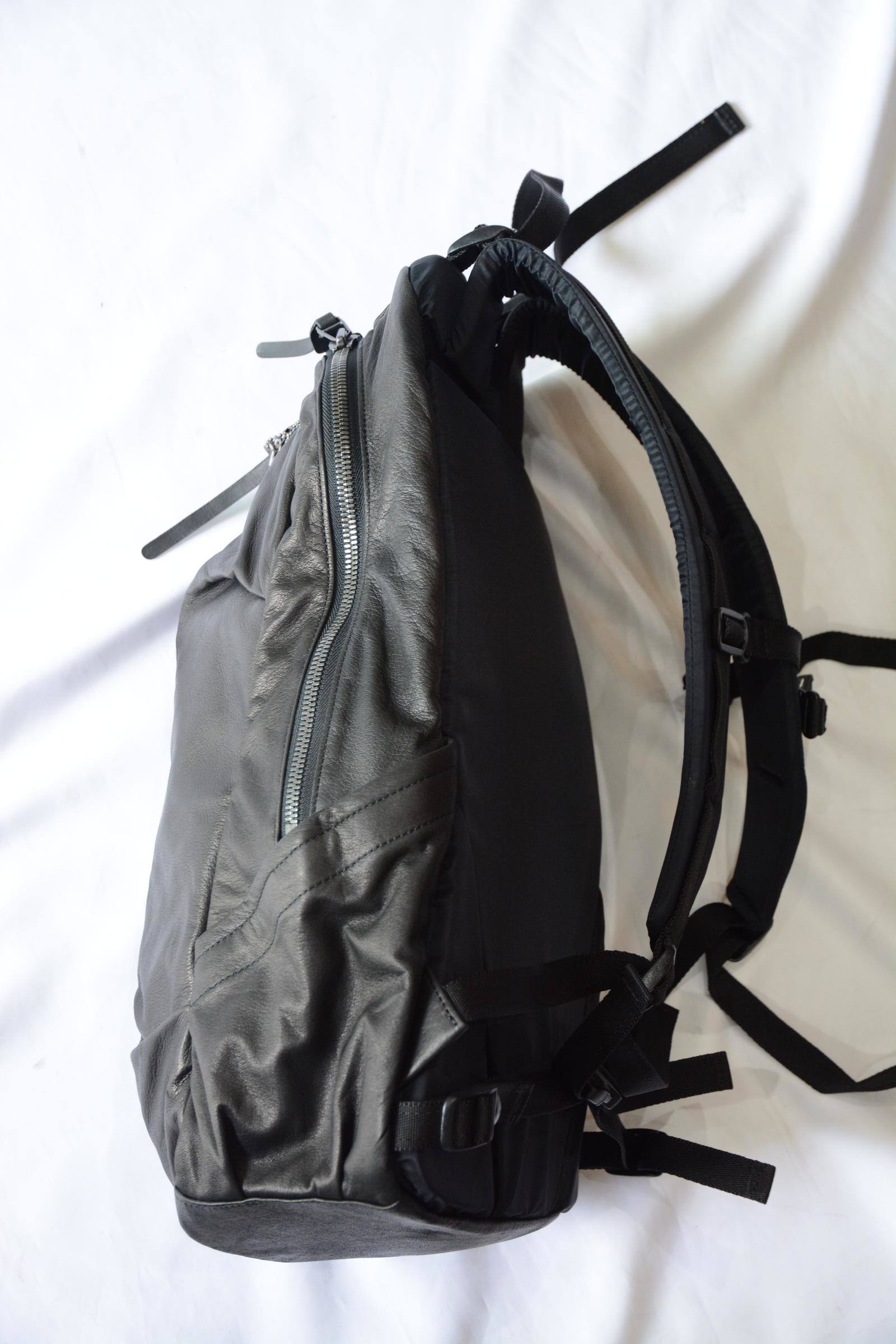 ISAMU KATAYAMA BACKLASH - ジャパンステアレザー バックパック